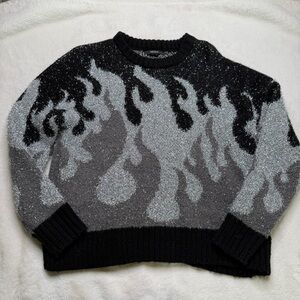 Forever 21 Metallic Flame Sweater – XS